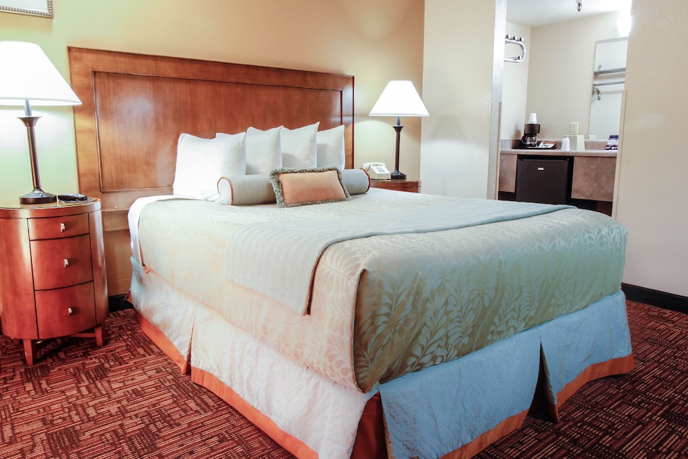 Heritage Inn La Mesa - photo 6
