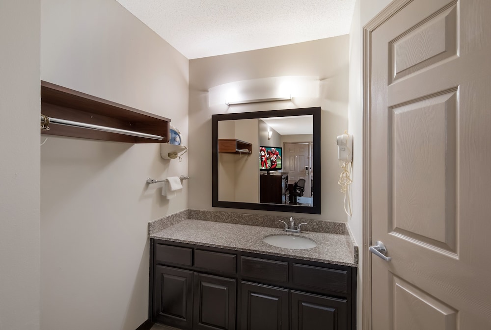 Red Roof Inn Jasper - photo 18
