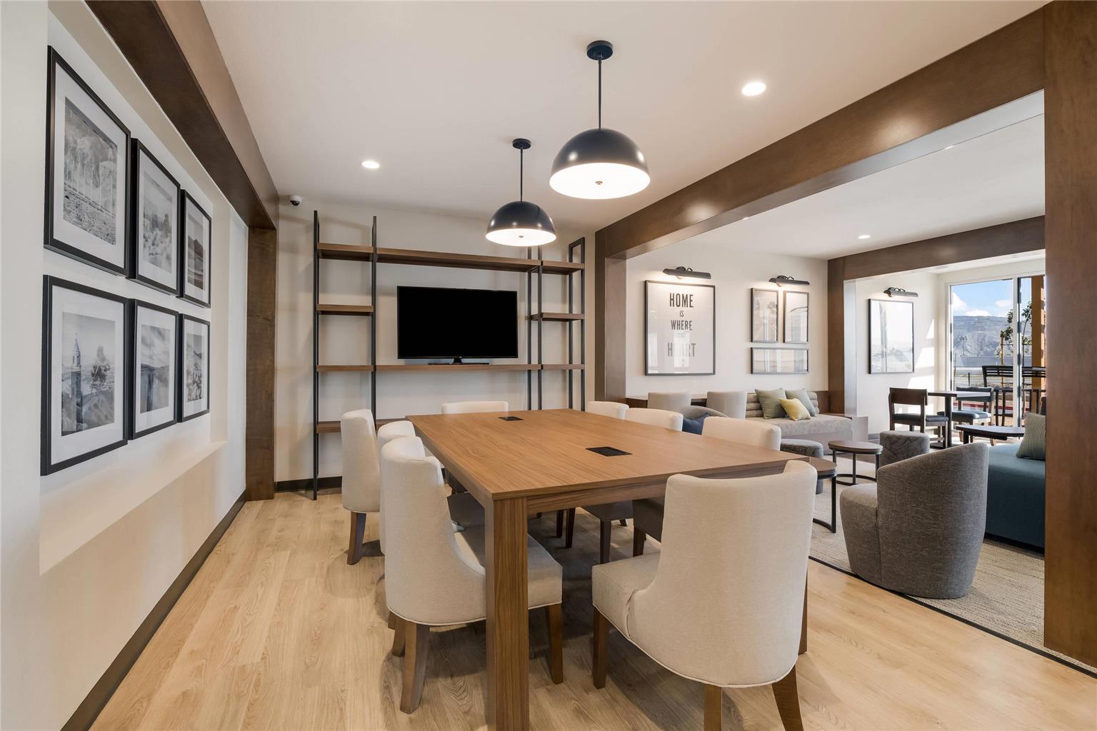 Everhome Suites Corona - photo 8