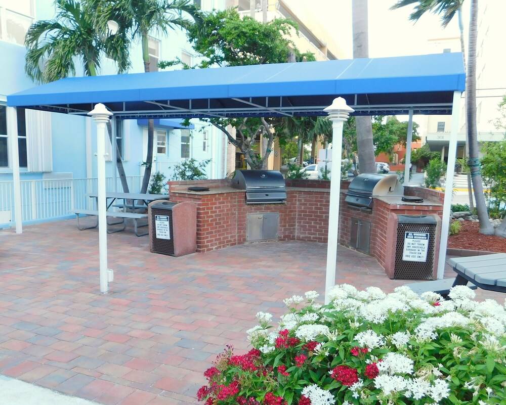 Windwood Beachside 303 on Hollywood Beach 3 2 for 8 Pool - photo 15