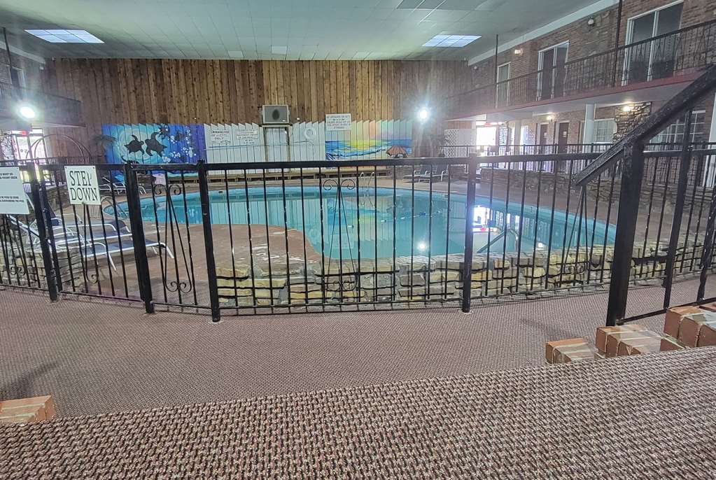 Ramada by Wyndham Mountain Home - photo 10