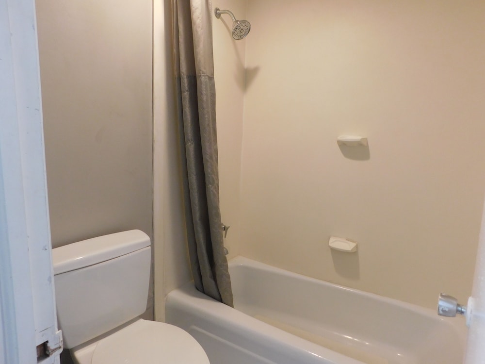 Park View Inn - photo 12