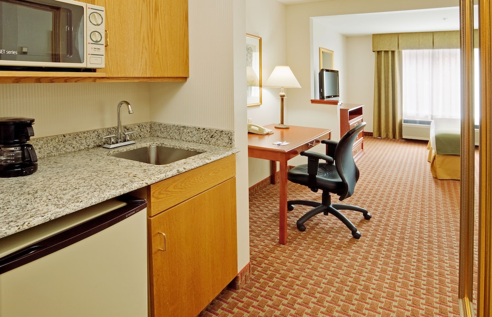 Holiday Inn Express & Suites Frackville By IHG - photo 3