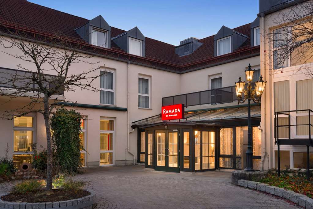 Ramada by Wyndham Muenchen Airport — hotel in Oberding