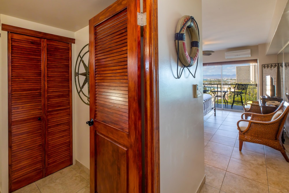 Waikiki Shore By Outrigger - photo 48