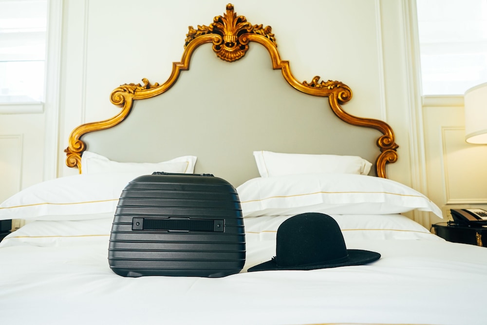 The Plaza A Fairmont Managed Hotel - photo 4