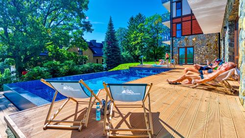 Apartament B23 Green Resort z Basenem Sauną Jacuzzi Siłownią 5D Apartments — 4-Star Luxury Hotel in Szklarska Poreba, Poland