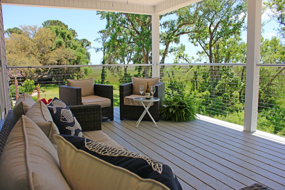 Darien Waterfront Inn - photo 12