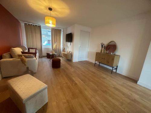 Le Reposoir Xxl Avec Jacuzzi in Boulogne-Sur-Mer, France