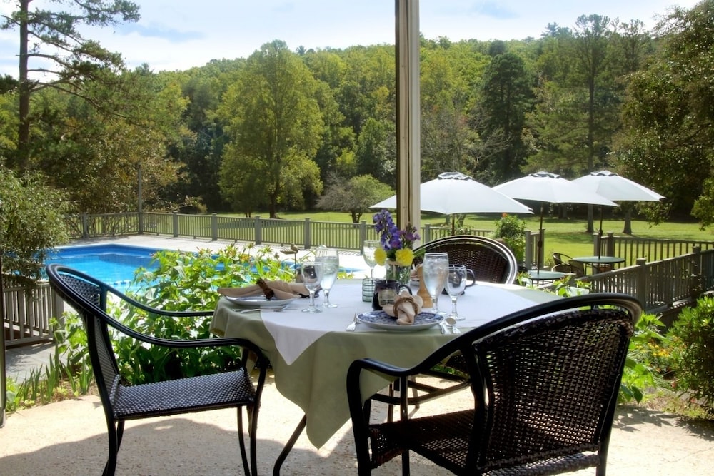 Glen Ella Springs Hotel & Restaurant - photo 28