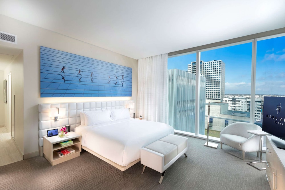HALL Arts Hotel Dallas Autograph Collection - photo 30
