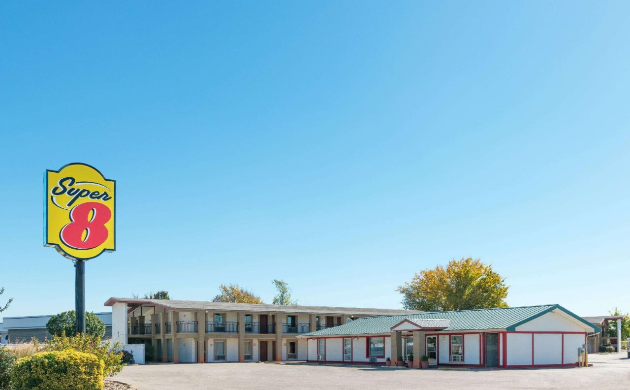 Economy Inn — hotel in Fenton