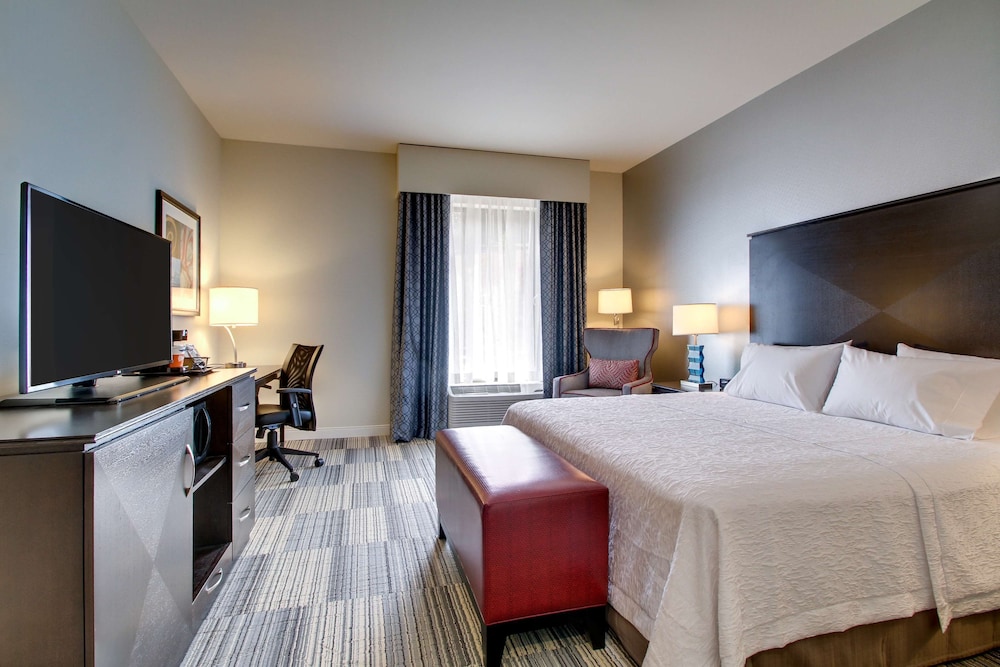 Hampton Inn & Suites Greenville Airport SC - photo 24