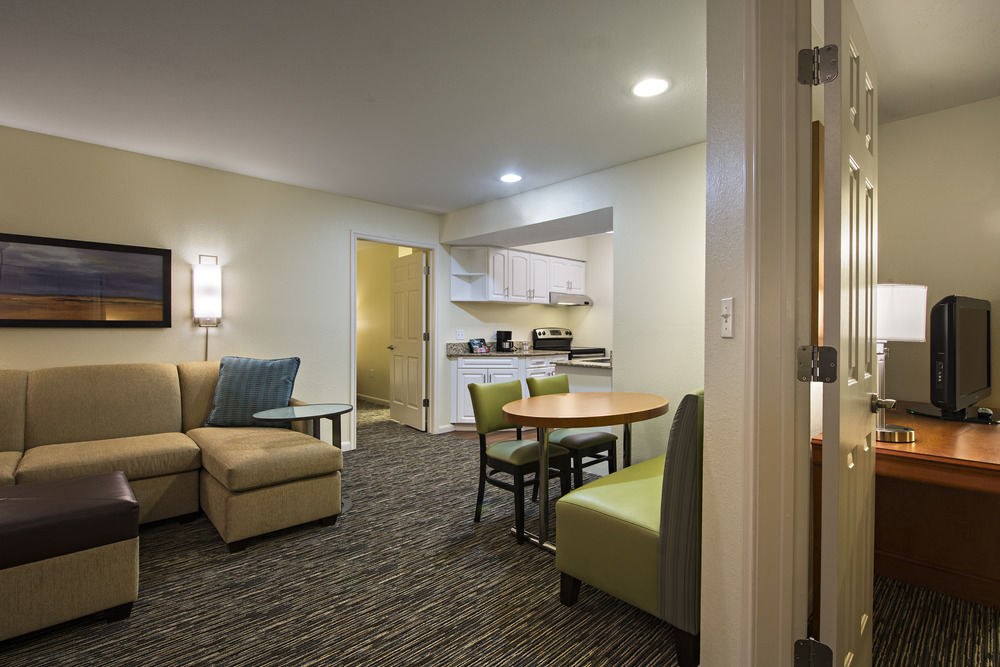 HYATT house Gaithersburg - photo 3
