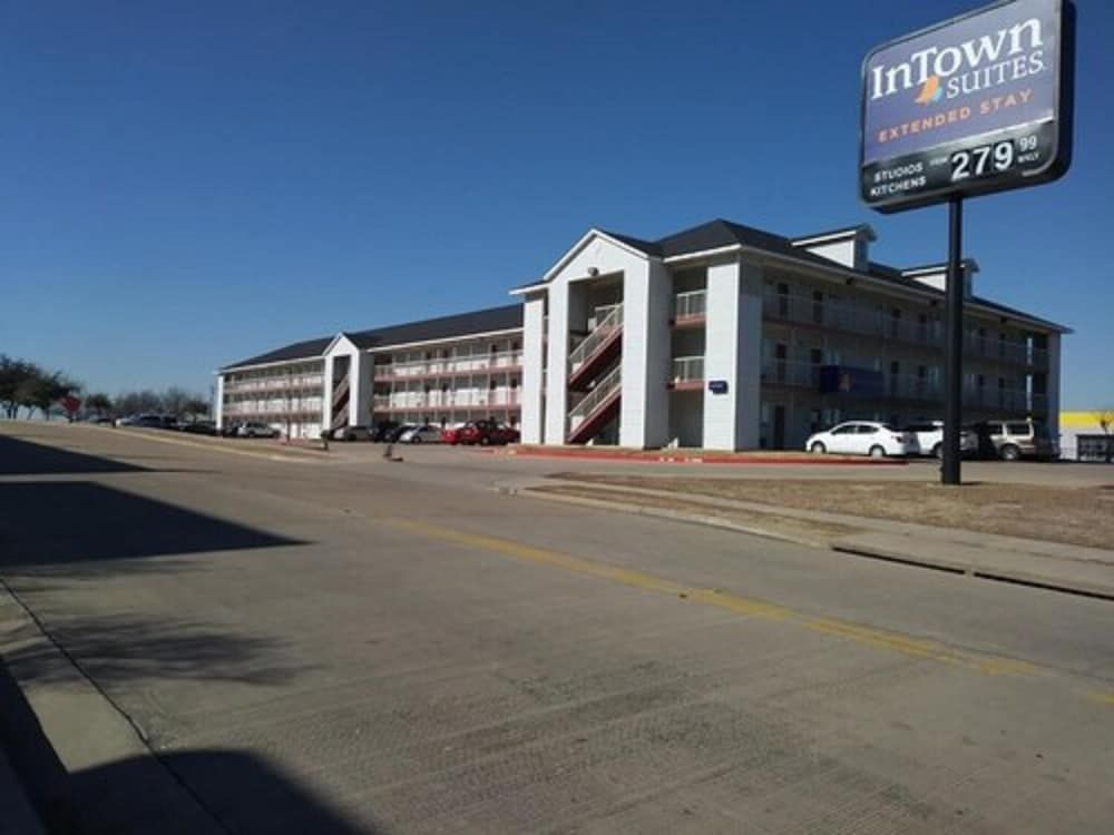 InTown Suites Extended Stay Dallas TX North Richland Hills — hotel in North Richland Hills