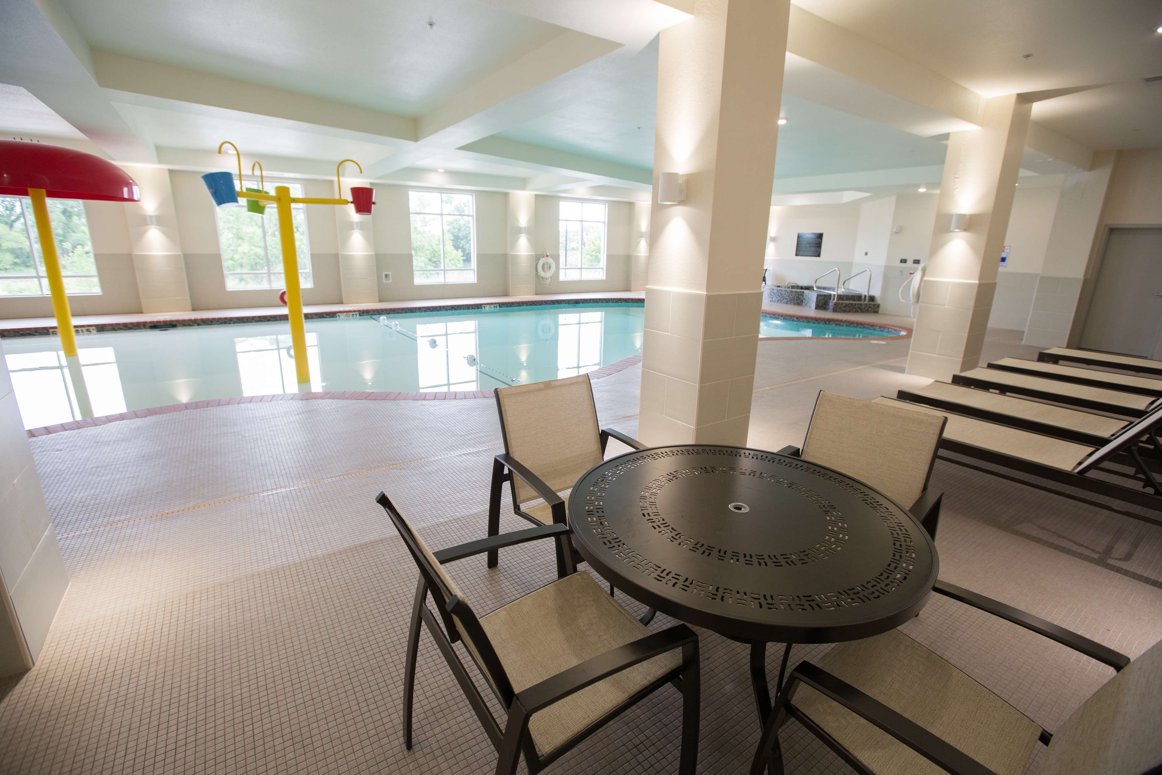 Hampton Inn & Suites Oklahoma City Airport - photo 9