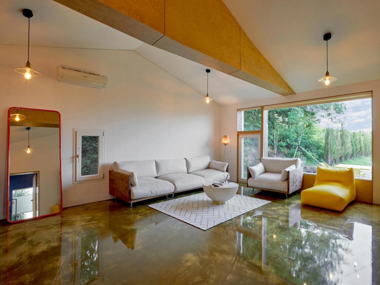 Tokkijib Stay in Gyeongsan-Si, South Korea