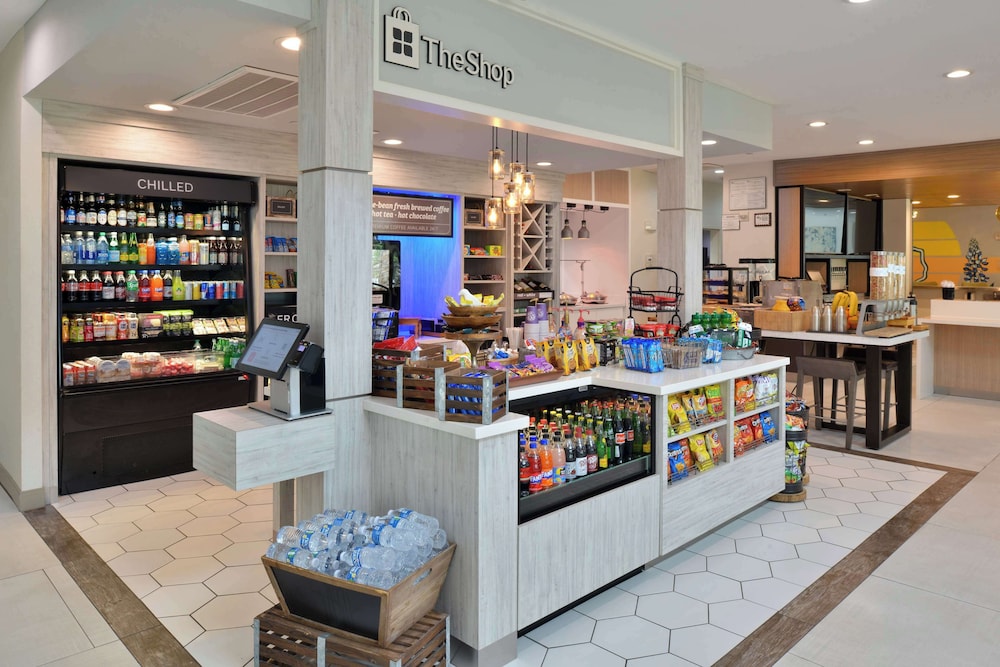 Hilton Garden Inn Denton - photo 34