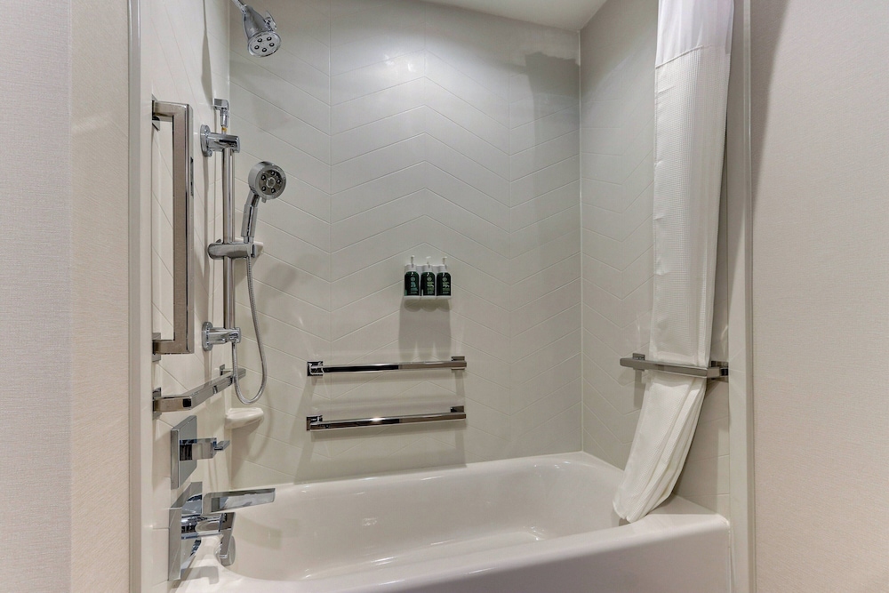 Fairfield Inn & Suites by Marriott Warsaw - photo 14
