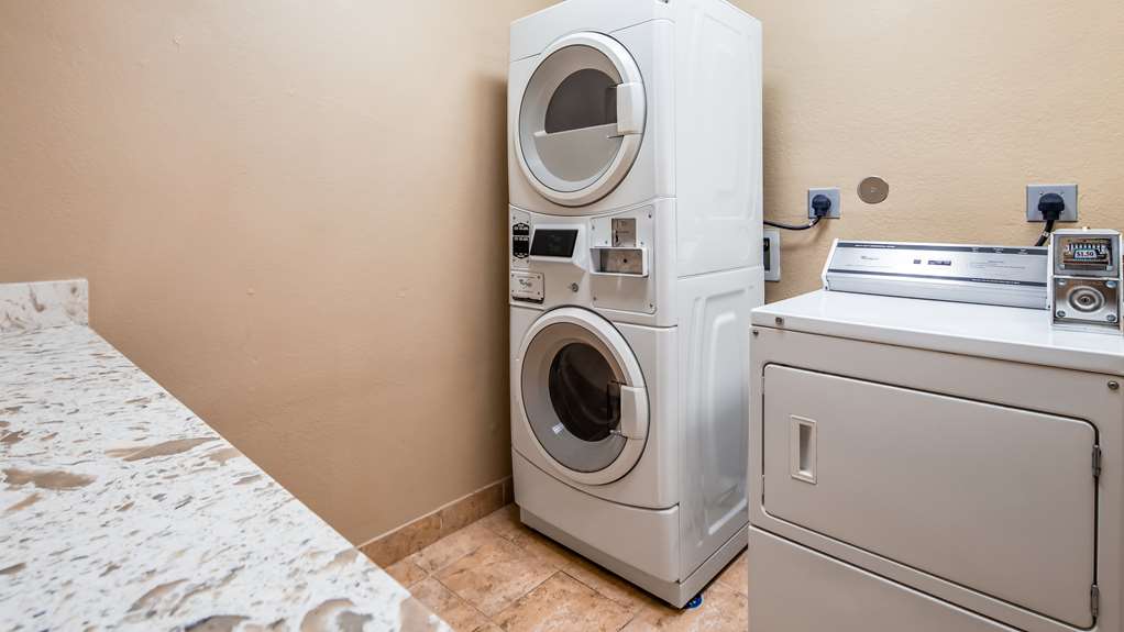 Best Western Plus Kenedy Inn - photo 13