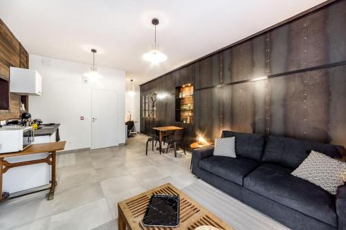 Superbe Studio Style Industriel a Charbonniere — hotel in Charbonnieres-Les-Bains