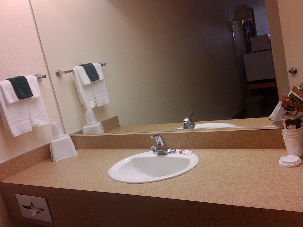 Sierra Inn Near Fort Huachuca AZ - photo 23