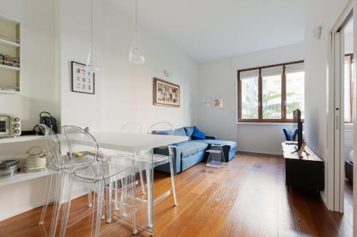 GuestHost MM Santa Sofia Apartment Milan — 4-Star Luxury Hotel in Milan, Italy