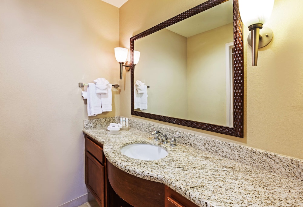 Homewood Suites by Hilton Laredo at Mall del Norte - photo 26