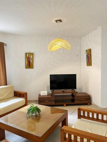 Sunsets & Sand Flic en Flac Apartment Close to the Beach — 4-Star Luxury Hotel in Flic En Flac, Mauritius