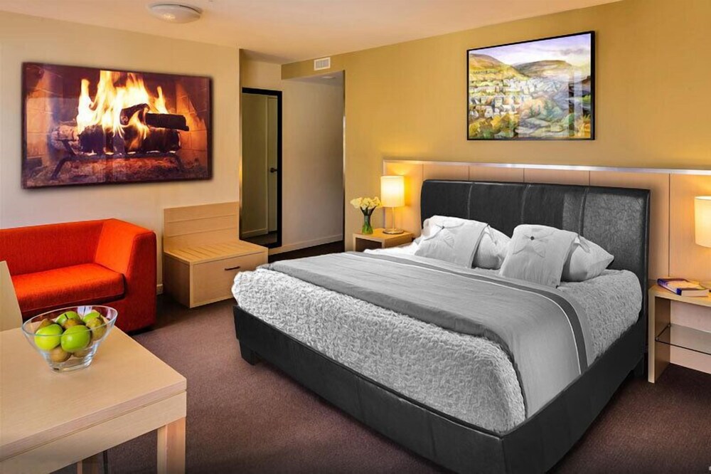 Solar Strand Express Hotel in Newport, United Kingdom