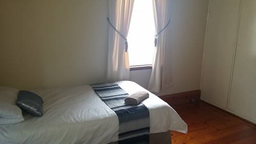 313 Cowey Guesthouse