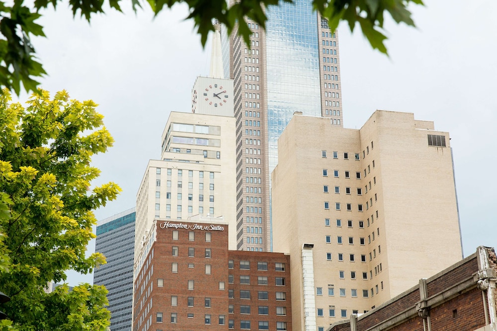 Hampton Inn & Suites Dallas Downtown - photo 73
