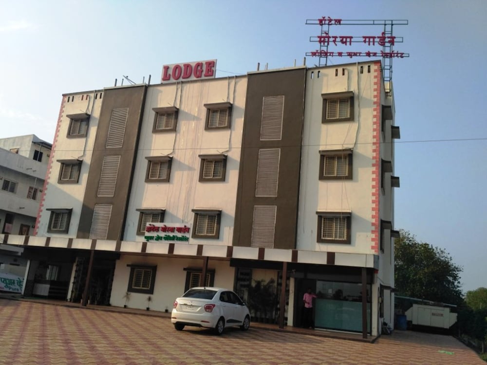Hotel Morya Garden - last minute hotel in Pune