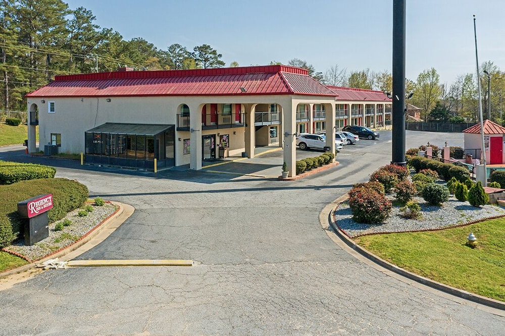Regency Inn & Suites Macon - photo 16