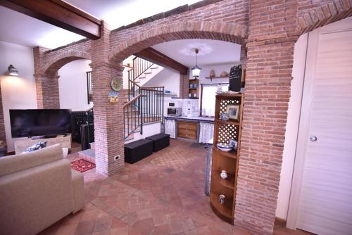 Villa Caterina Alle Pendici Del Vulcano Etna — 4-Star Luxury Hotel in Viagrande, Italy