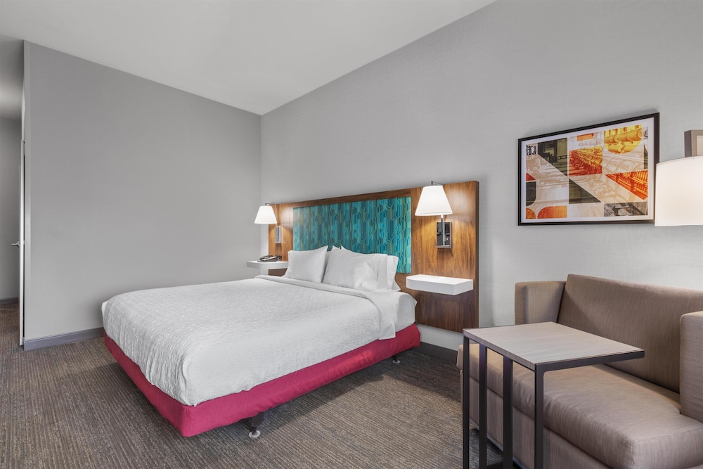 Hampton Inn Pendleton - photo 15