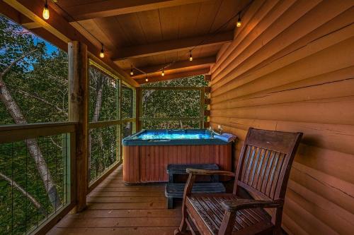 Royal Retreat - last minute hotel in Sevierville