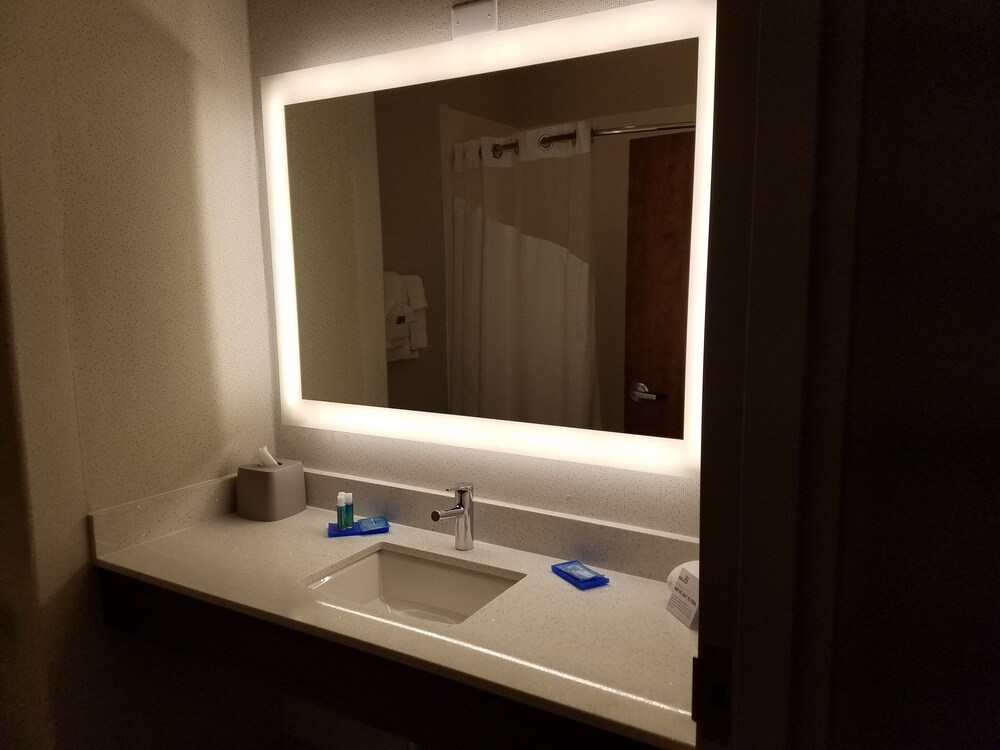 Holiday Inn Express & Suites Rio Grand by IHG - photo 25
