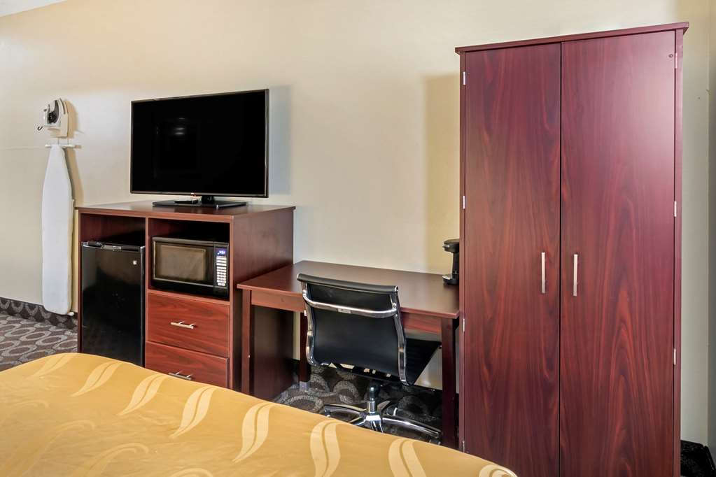 Quality Inn Overland Park Kansas City - photo 26
