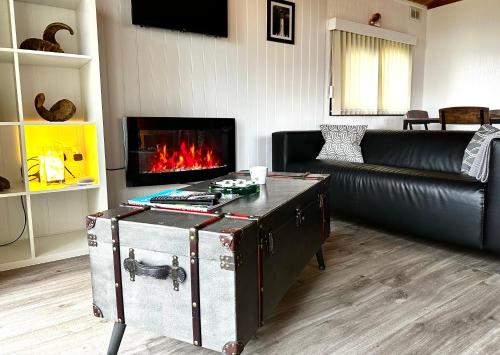 Lodge Cabin with Fabulous Views Farm Holiday — 4-Star Luxury Hotel in Stranraer, United Kingdom