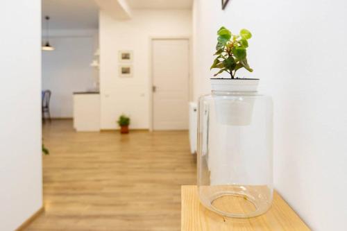 Wehost Stylish Apartment Near Fabrika