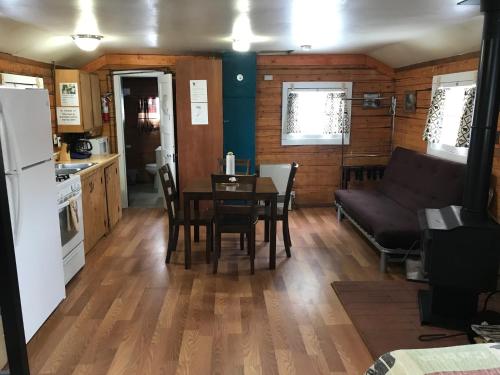 Grandview Cabins & RV Resort - photo 43
