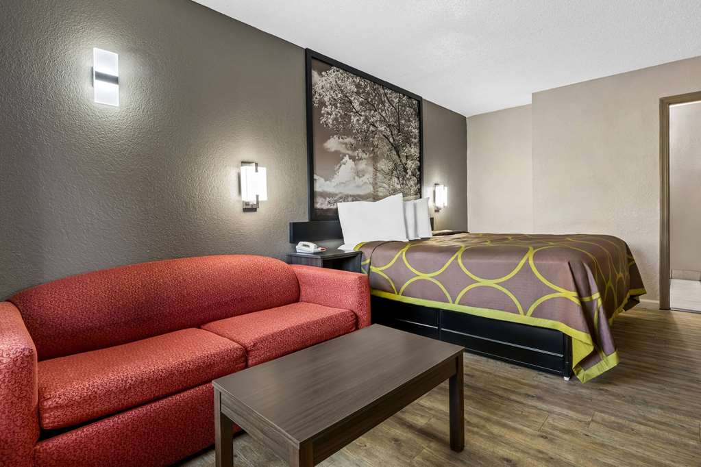 Super 8 by Wyndham Garysburg Roanoke Rapids - photo 23