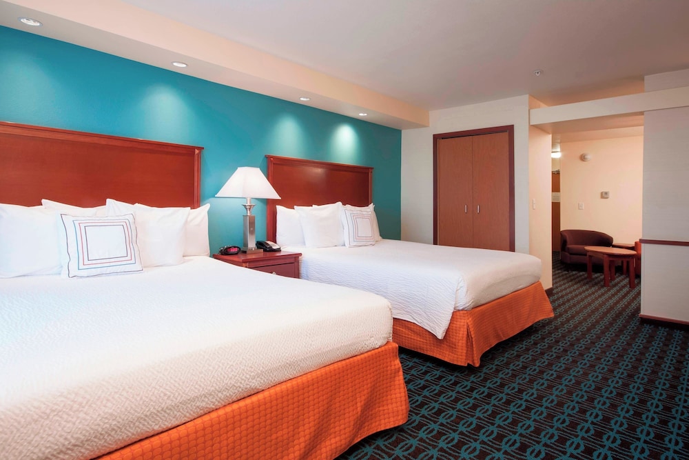 Fairfield Inn & Suites by Marriott El Centro - photo 14