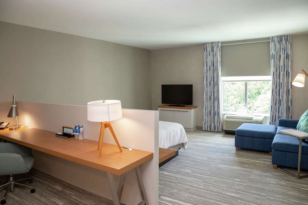 Hilton Garden Inn Tampa Wesley Chapel FL - photo 19