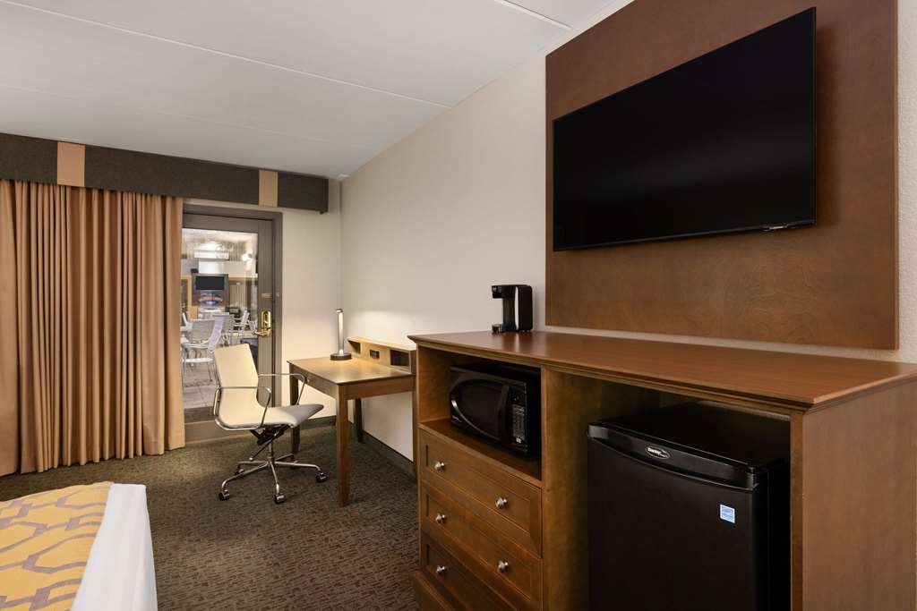 Baymont by Wyndham Shakopee - photo 17