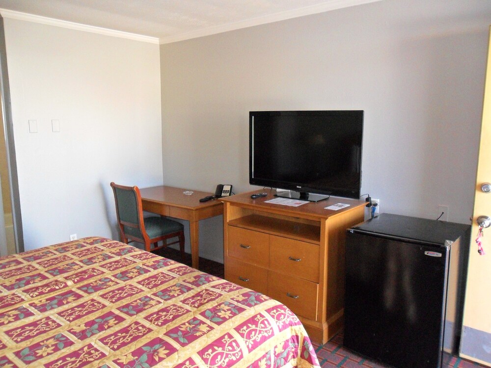 A Ok Motel - photo 24