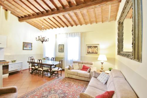 Pepi apartments — 4-Star Luxury Hotel in Florence, Italy