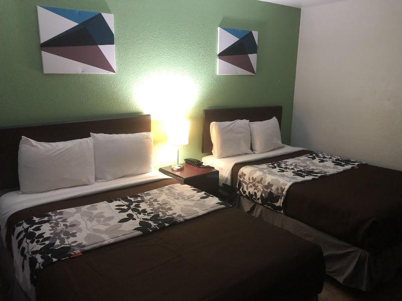 Hwy 59 Motel Laredo Medical Center - photo 10