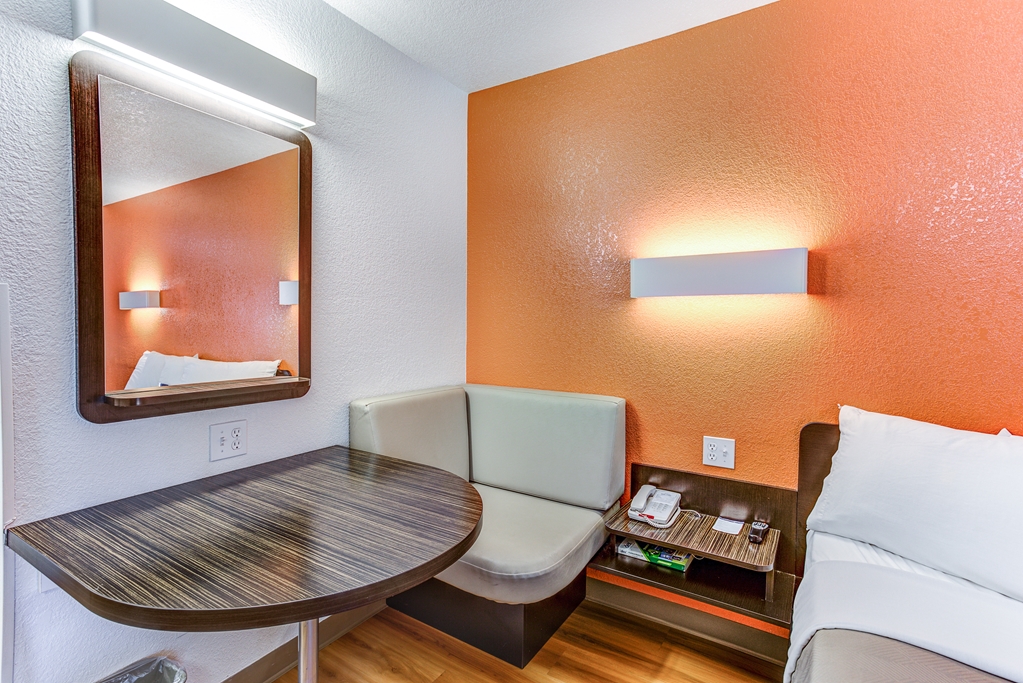 Motel 6 Portland OR Tigard West - photo 24